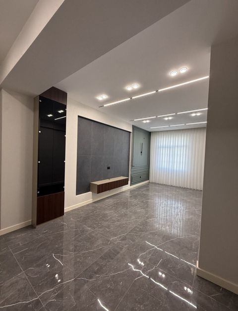 Satılır 2 otaqlı yeni tikili 86 m² — Bakı