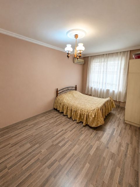 Satılır 2 otaqlı köhnə tikili 60 m² — Bakı