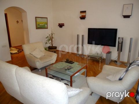İcarəyə verilir 5 otaqlı köhnə tikili 160 m²