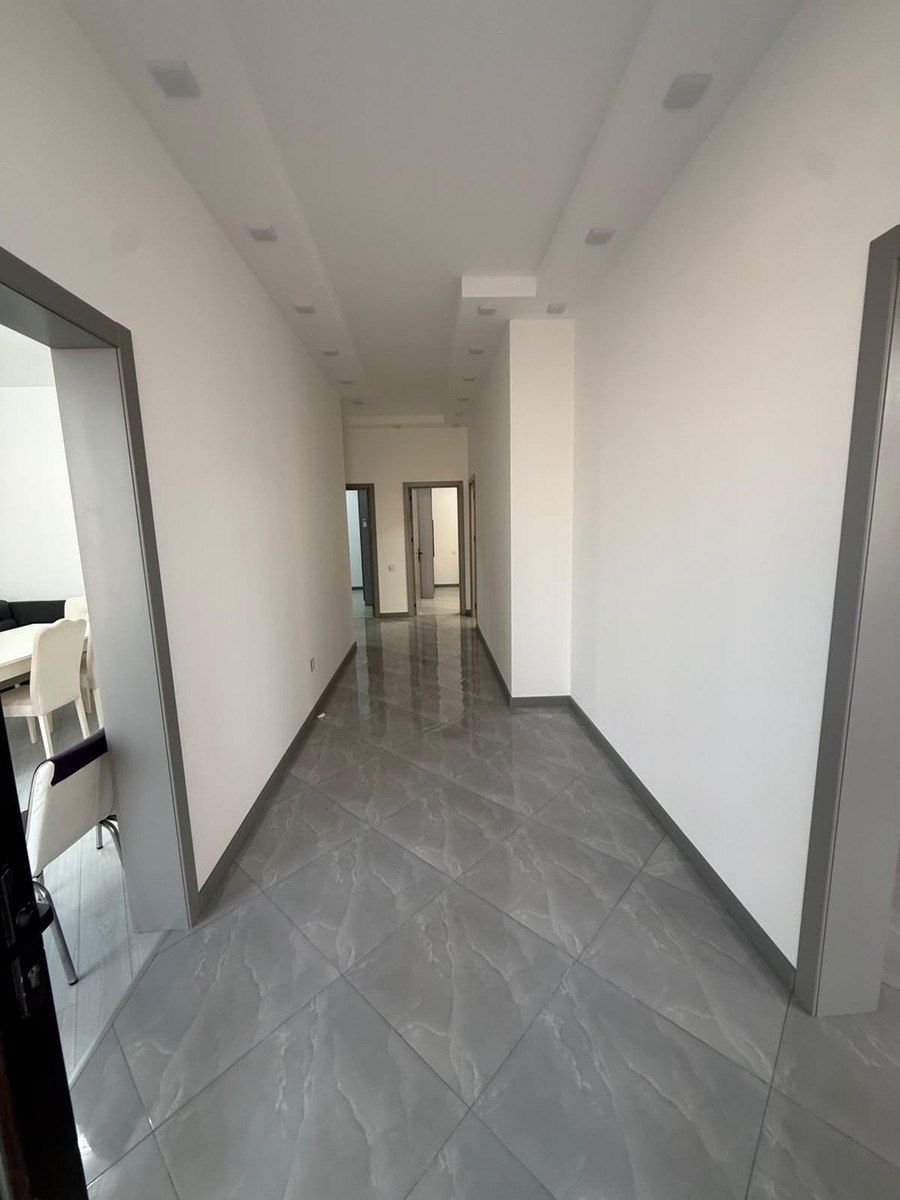 Satılır 4 otaqlı həyət evi/bağ evi 200 m² — Ev, villa, Bakı (9)