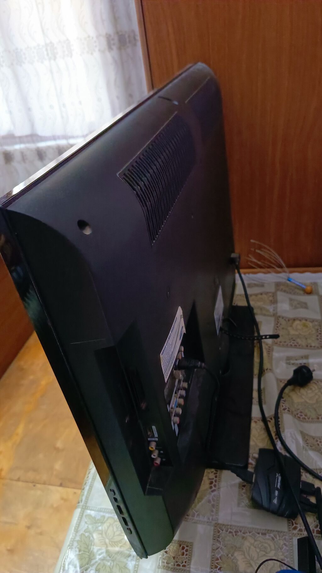 Beko ikiqapılı soyuducu - Yuxarıda dondurucu bölmə, aşağıda soyuducu — Soyuducular, Bakı (6)