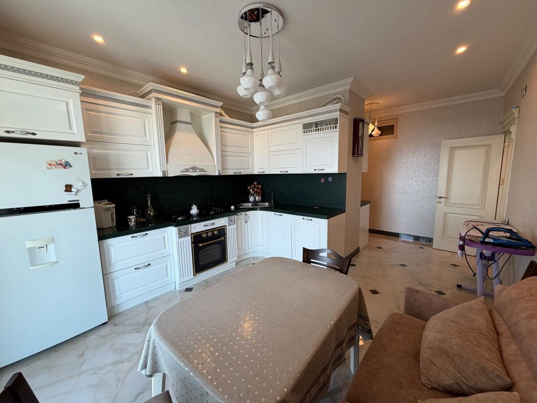 Satılır 5 otaqlı yeni tikili 250 m² — Mənzil, Bakı (7)