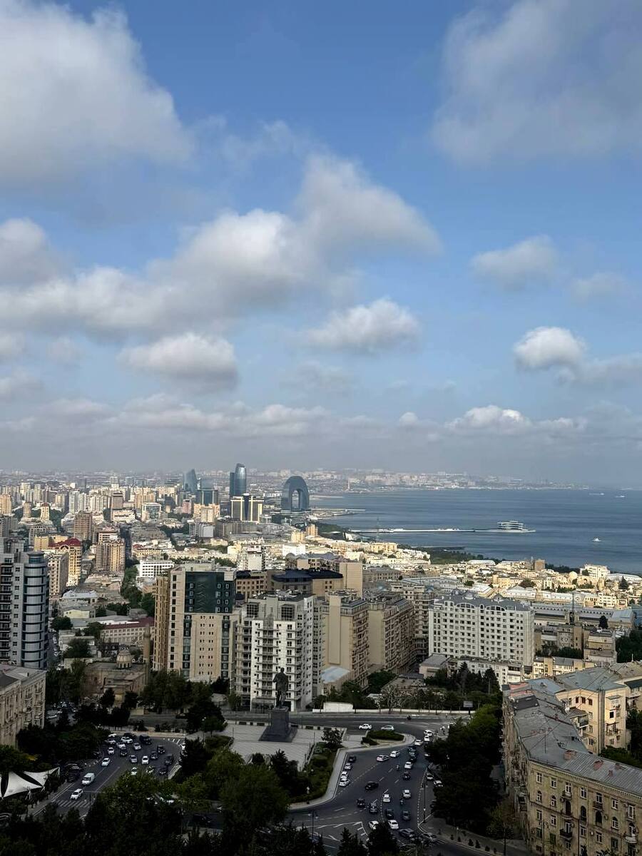 Satılır 5 otaqlı yeni tikili 300 m² — Mənzil, Bakı (2)