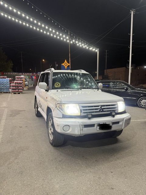 Mitsubishi Pajero io, 1.8 L, 1999 il, 330 123 km — Bakı