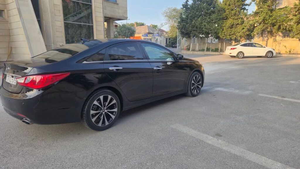 Hyundai Sonata: 2 l 2011 il Sedan — Avtomobillər, Bakı (4)