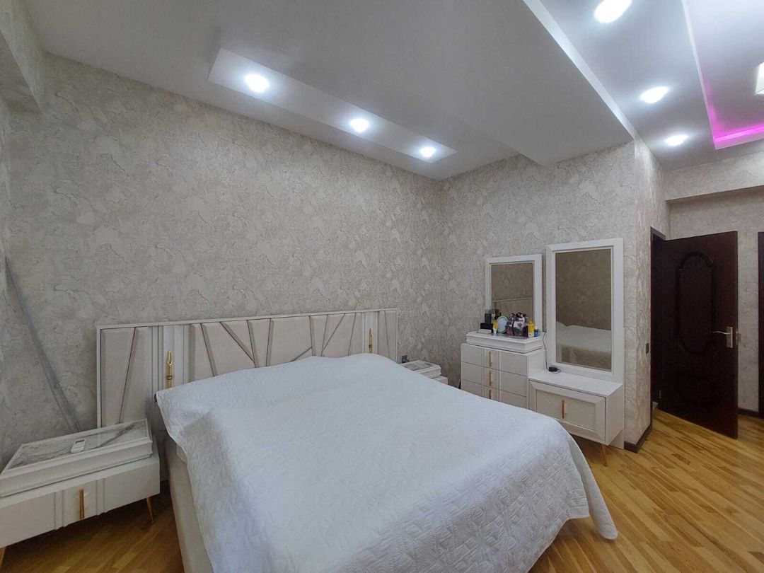 Satılır 4 otaqlı yeni tikili 174 m² — Mənzil, Bakı (8)