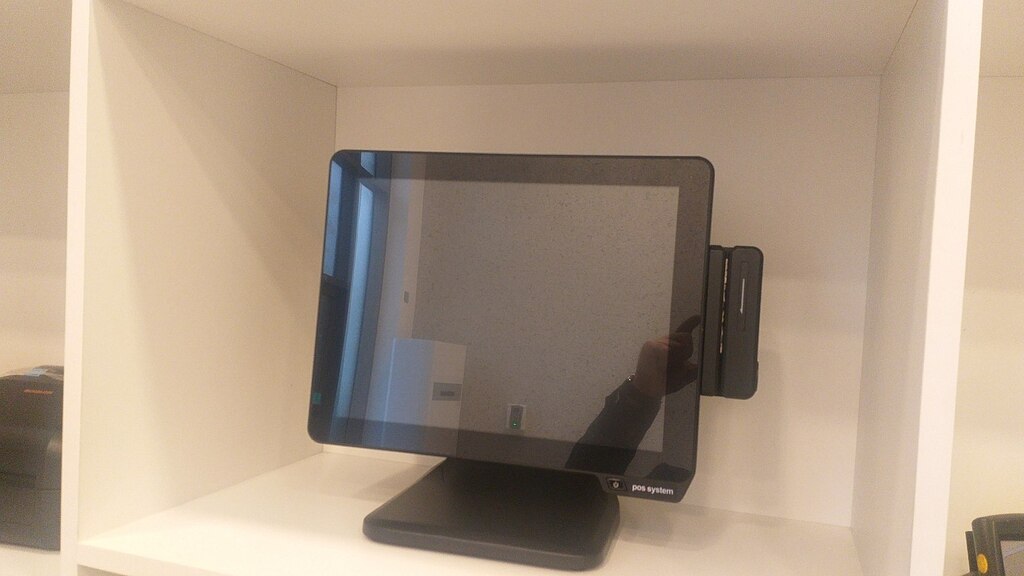 Pos monitor "İssyzone izp 9800" — Biznes və avadanlıq, Bakı (2)