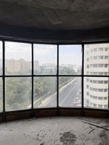 Satılır 3 otaqlı yeni tikili 140 m² — Emil — Apartment