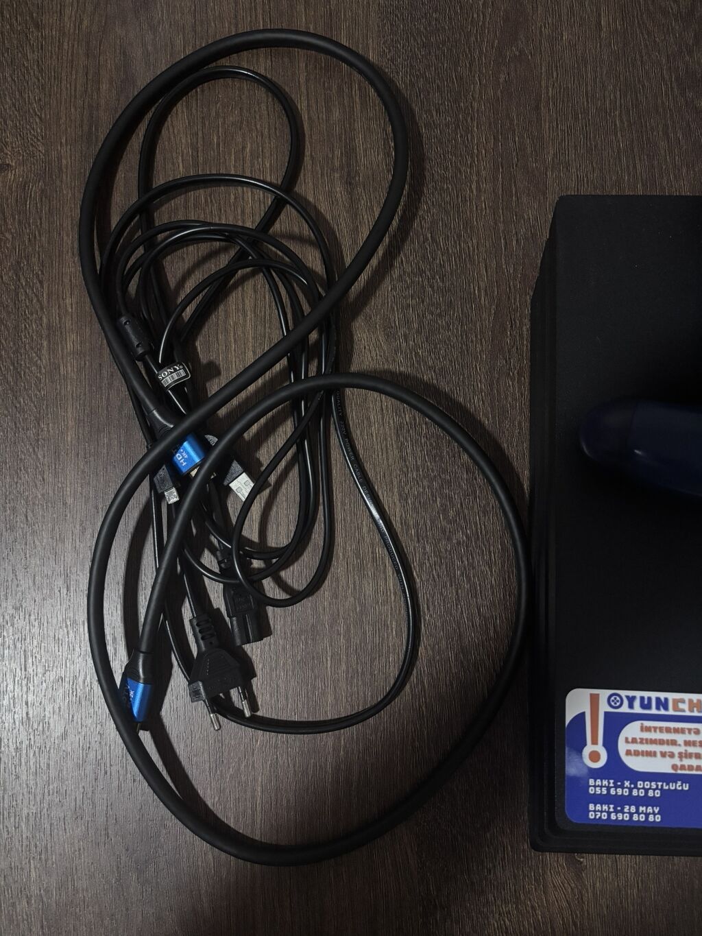 PlayStation 4 pro 1 TB komplekt + plus (1 illik pulsuz oyun yükləmək) — Oyun konsolları, Bakı (4)