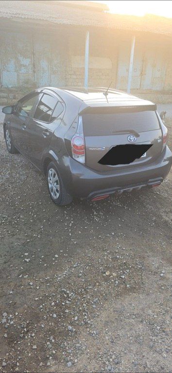 Toyota Prius C, 1.5 L, 0.9 kWh, 2012 il, 226 000 km — Avtomobillər, Bakı (6)