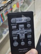 Pioneer uzaqdan idarəetmə pultu İdeal vəziyyətdə - Brend: Pioneer — Avtoelektrik hissələri