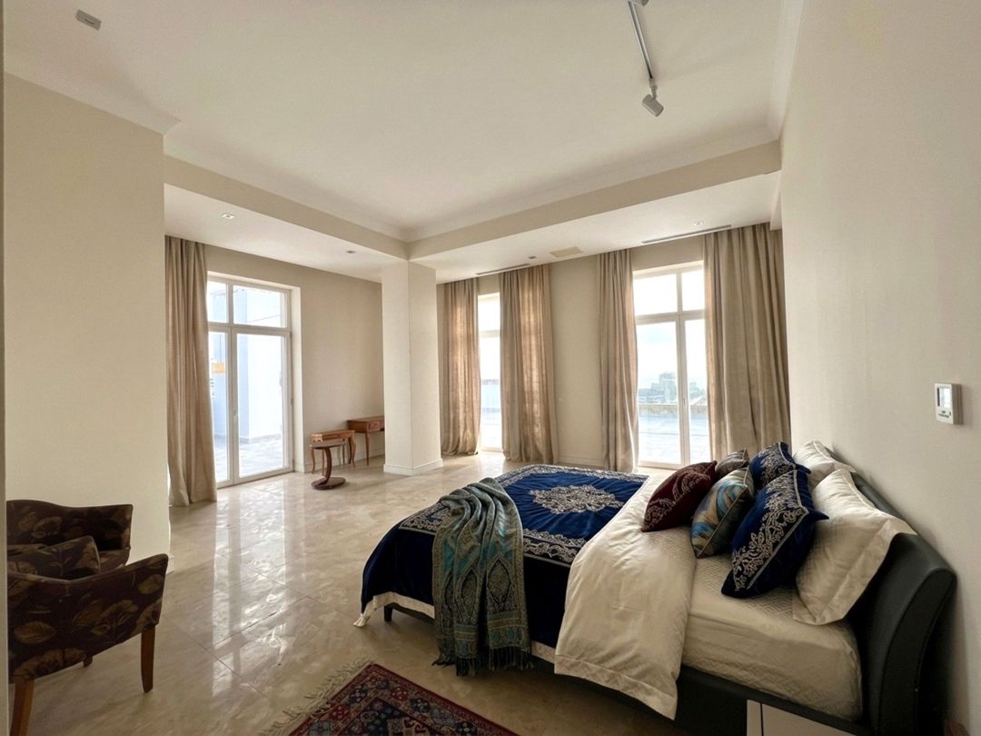 Satılır 5 otaqlı yeni tikili 800 m² — Mənzil, Bakı (9)