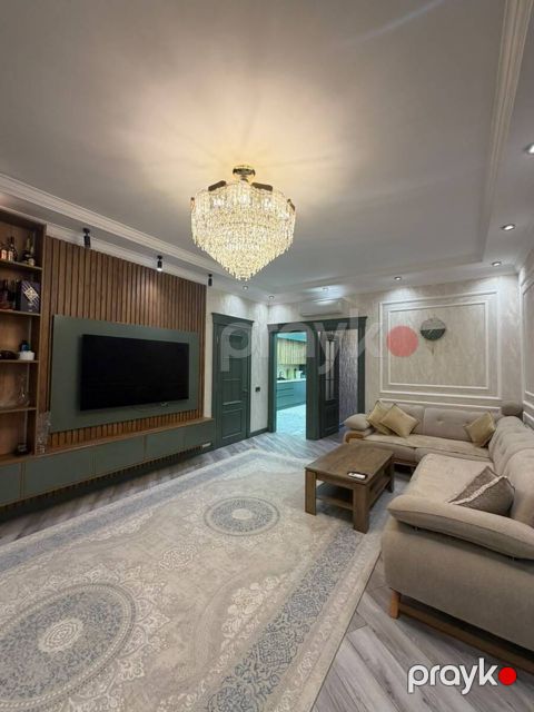 İcarəyə verilir 4 otaqlı yeni tikili 145 m²