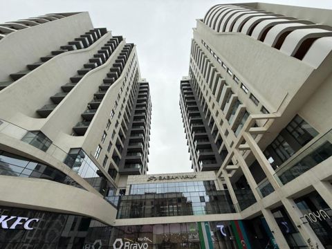 Satılır 5 otaqlı yeni tikili 231 m² — Bakı