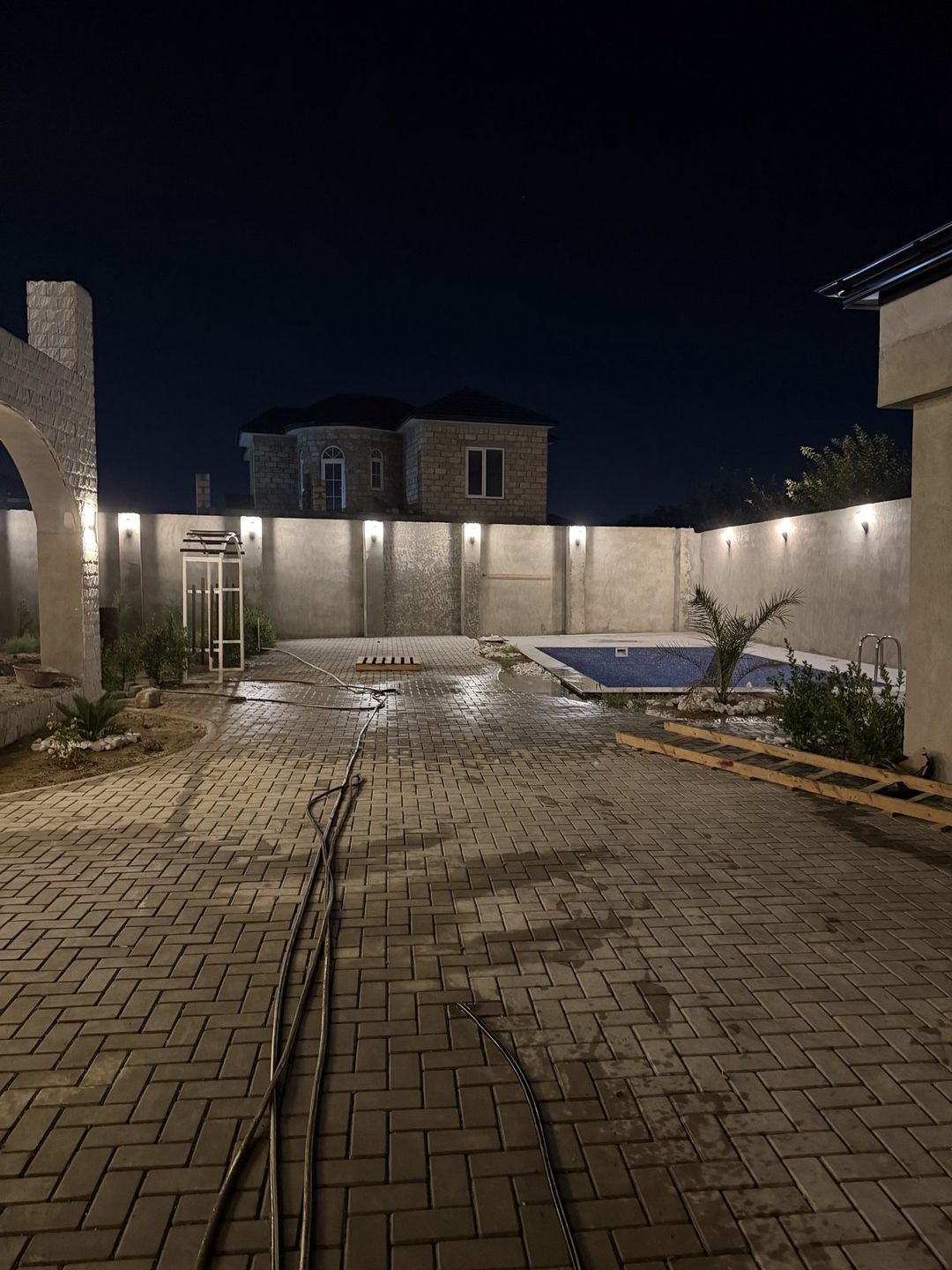 Satılır 4 otaqlı həyət evi/bağ evi 270 m² — Ev, villa, Bakı (8)