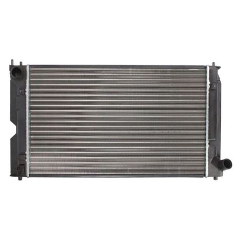 "Toyota Corolla 1.4" su radiatoru — Bakı