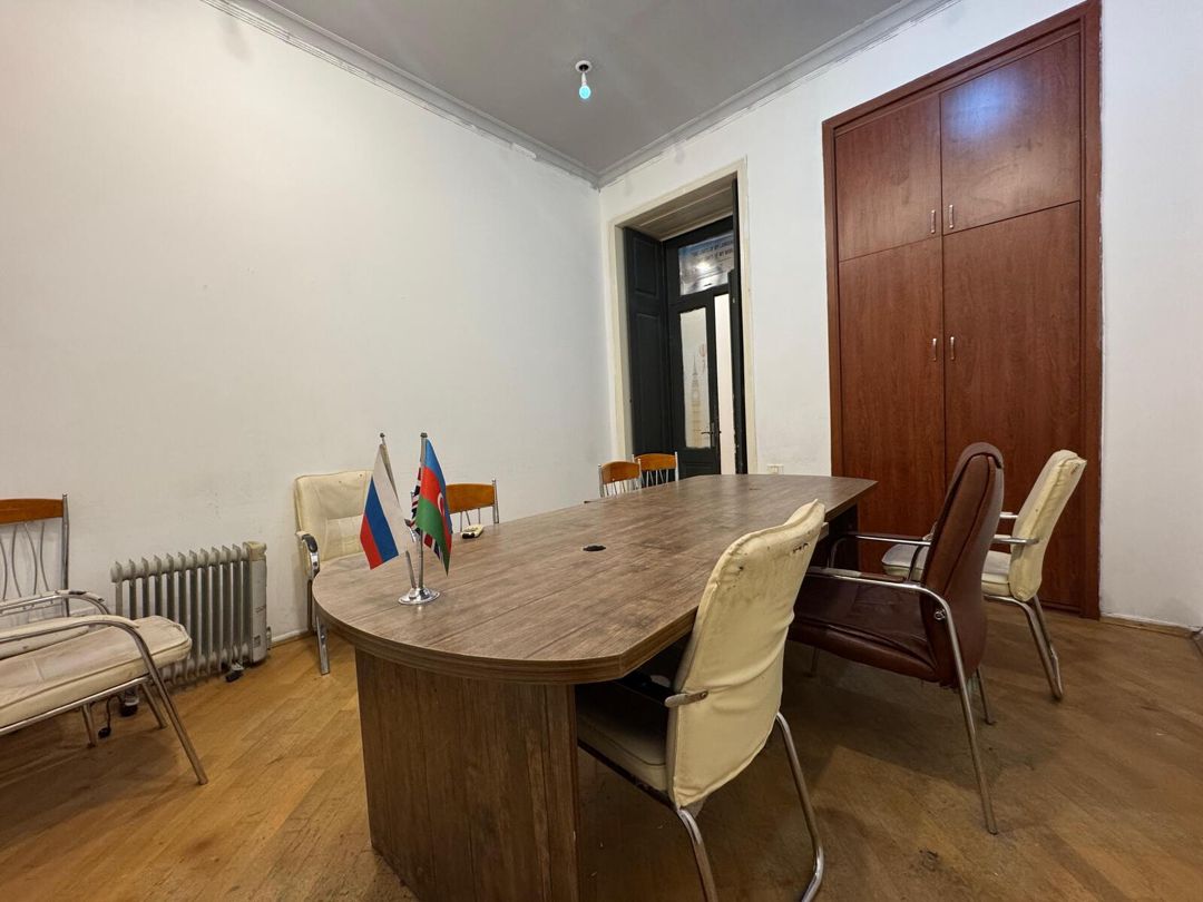 Satılır 4 otaqlı köhnə tikili 120 m² — Mənzil, Bakı (9)