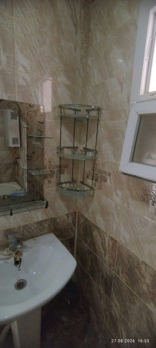 Satılır 1 otaqlı köhnə tikili 42 m² — Mənzil, Bakı (3)
