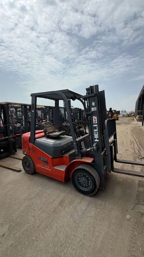 Cpcd20 dizel forklift 2 tonluq ,2023 il — Bakı