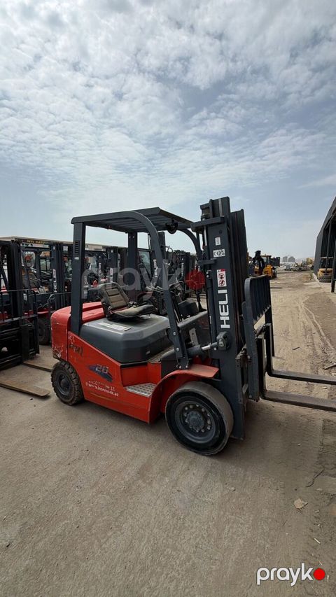 Cpcd20 dizel forklift 2 tonluq ,2023 il — Bakı