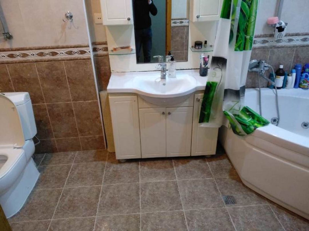 Satılır 4 otaqlı yeni tikili 200 m² — Mənzil, Bakı (10)