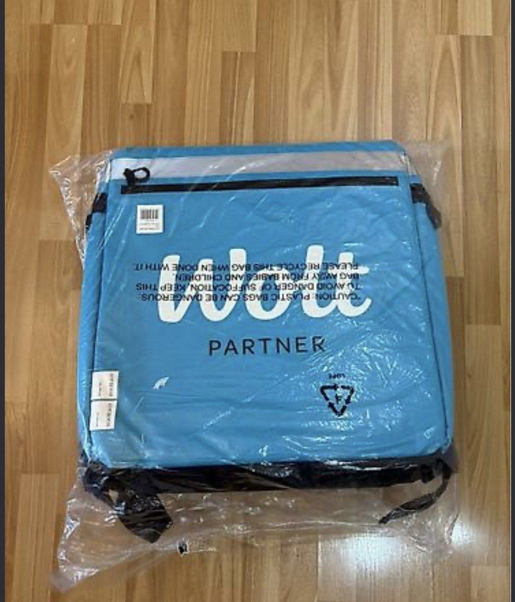 Wolt çantası — Biznes və avadanlıq, Bakı