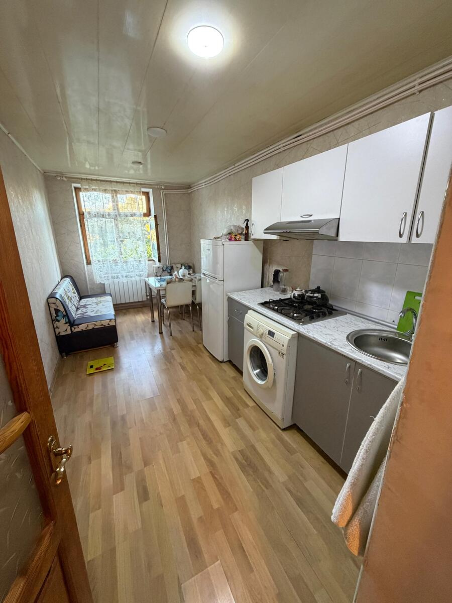 Satılır 2 otaqlı köhnə tikili 57 m² — Mənzil, Bakı (3)