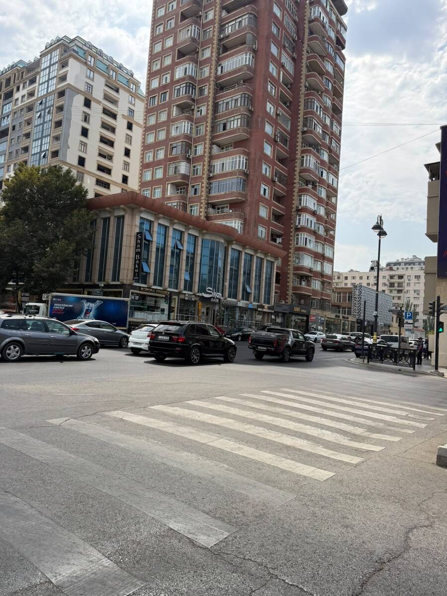 Satılır 2 otaqlı yeni tikili 70 m² — Mənzil, Bakı (4)