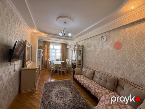 Satılır 2 otaqlı yeni tikili 74 m²