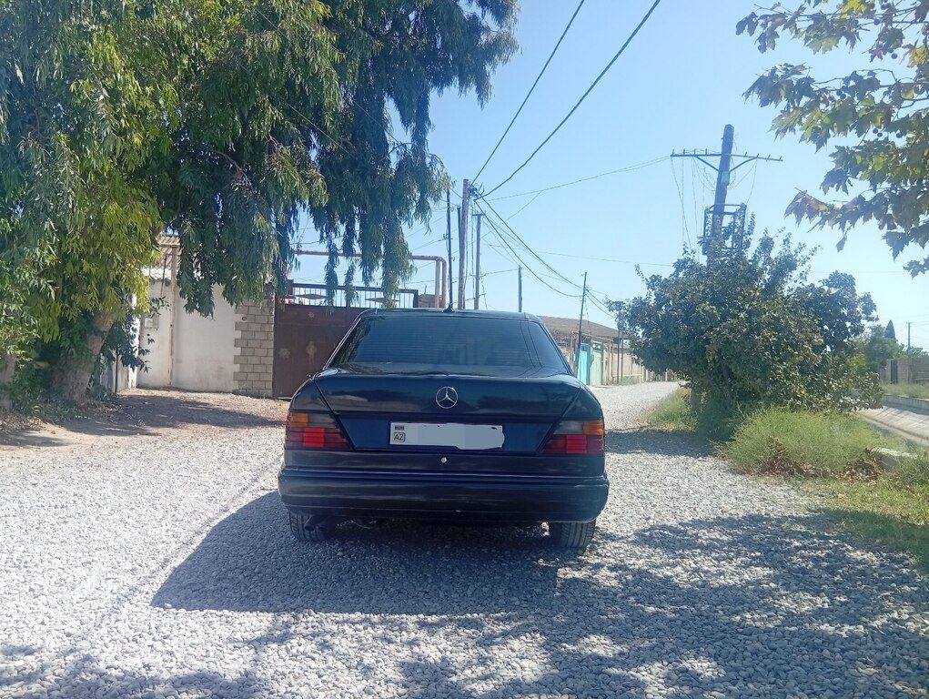 Mercedes E 200, 2.0 L, 1993 il, 599 334 km — Avtomobillər, Bakı (4)