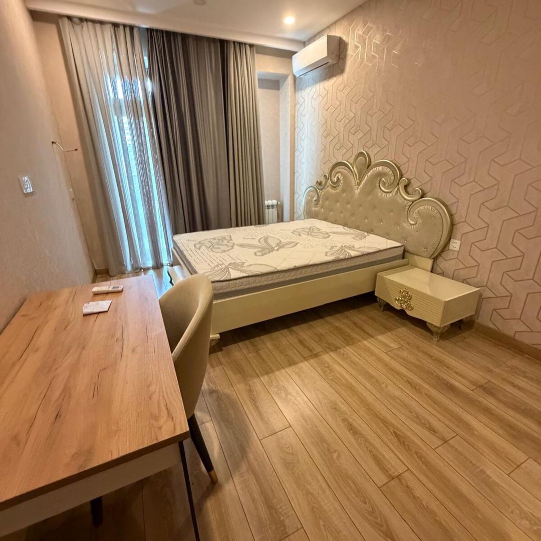 Satılır 4 otaqlı yeni tikili 180 m² — Mənzil, Bakı (5)