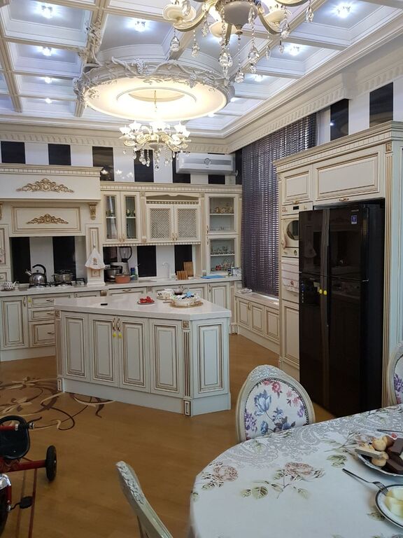 Satılır 10 otaqlı həyət evi/bağ evi 800 m² — Ev, villa, Bakı (5)