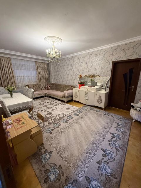 Satılır 4 otaqlı köhnə tikili 90 m² — Sumqayıt