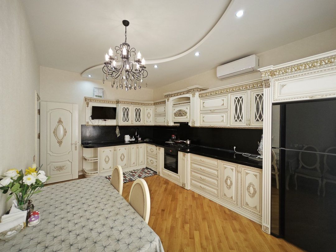 Satılır 7 otaqlı həyət evi/bağ evi 480 m² — Ev, villa, Bakı (6)