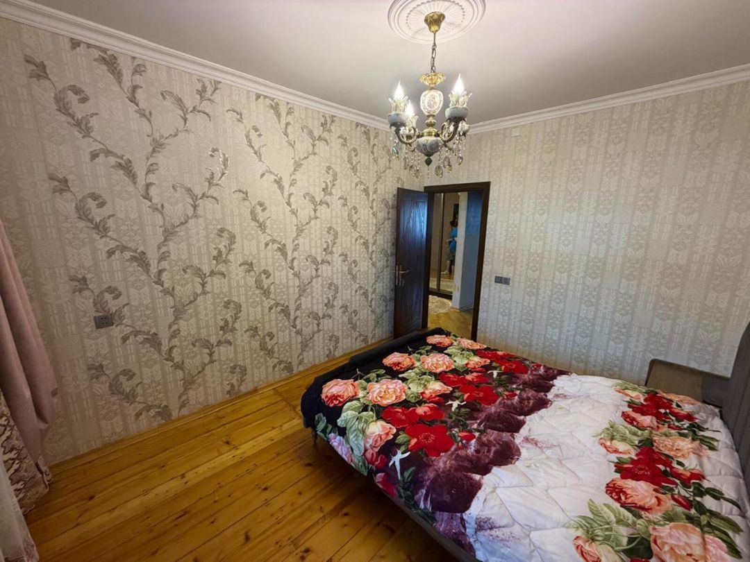 Satılır 4 otaqlı köhnə tikili 110 m² — Mənzil, Bakı (8)