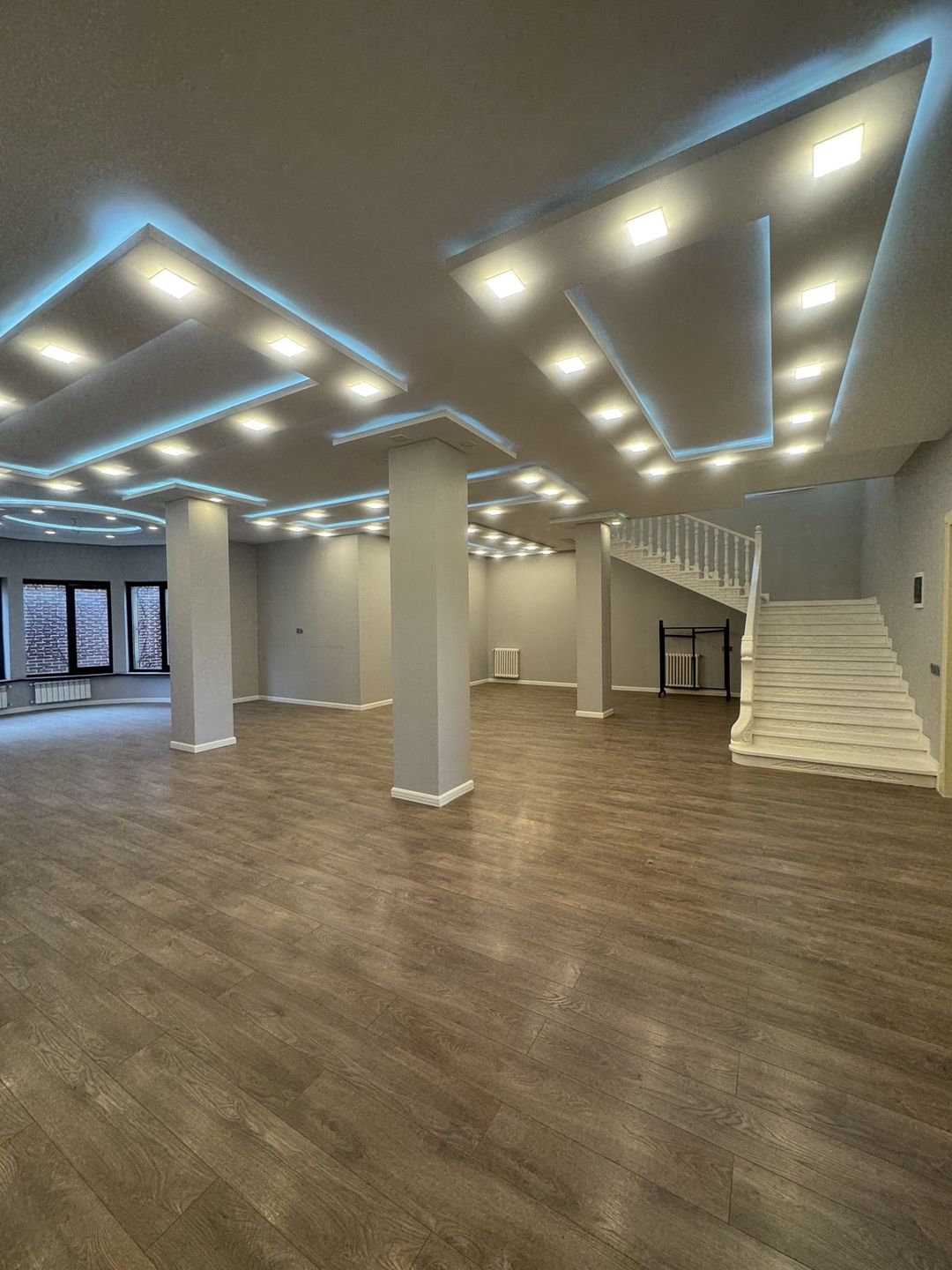 Satılır 6 otaqlı həyət evi/bağ evi 400 m² — Ev, villa, Bakı (9)