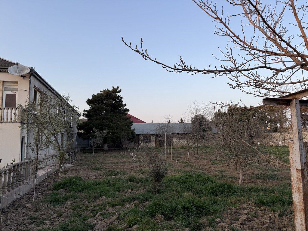 Satılır 4 otaqlı həyət evi/bağ evi 240 m² — Ev, villa, Bakı (3)