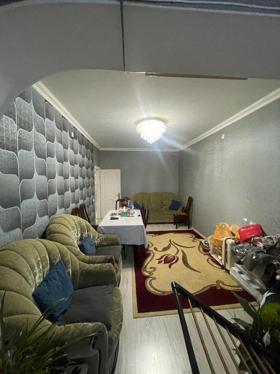 Satılır 4 otaqlı köhnə tikili 100 m² — Mənzil, Bakı (3)