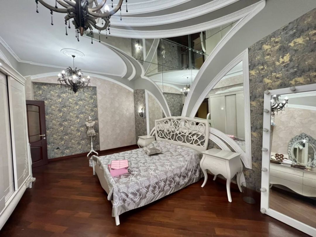 Satılır 5 otaqlı yeni tikili 250 m² — Mənzil, Bakı (9)