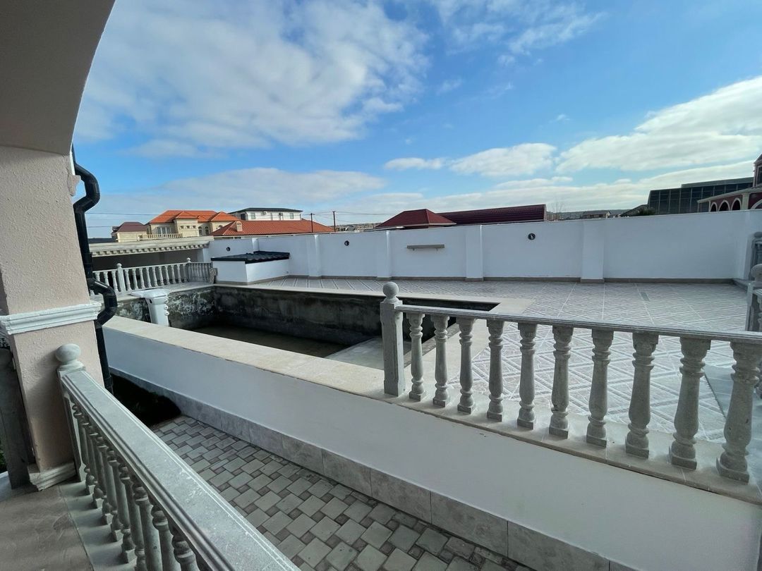 Satılır 7 otaqlı həyət evi/bağ evi 250 m² — Ev, villa, Bakı (8)