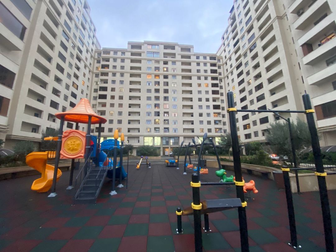 Satılır 3 otaqlı yeni tikili 138 m² — Mənzil, Bakı (2)