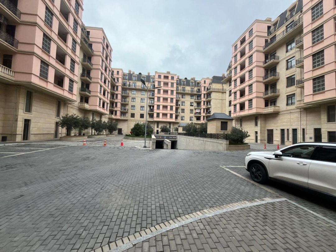 Satılır 3 otaqlı yeni tikili 137 m² — Mənzil, Bakı (2)