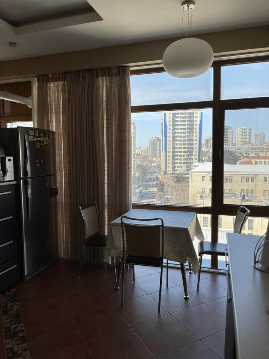 İcarəyə verilir 4 otaqlı yeni tikili 210 m² — Mənzil, Bakı (7)