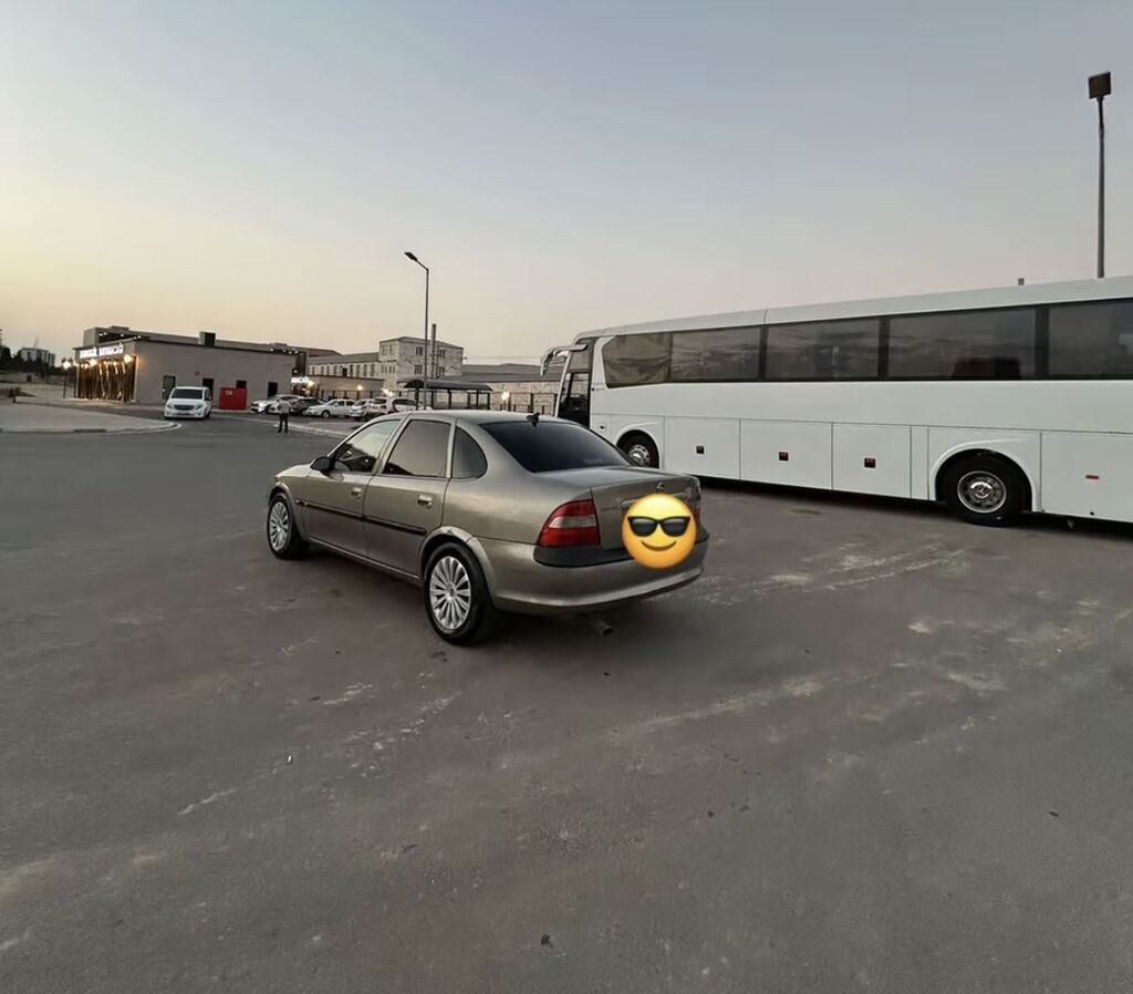 Opel Vectra: 1.8 l 1996 il 224000 km Sedan — Avtomobillər, Bakı (5)