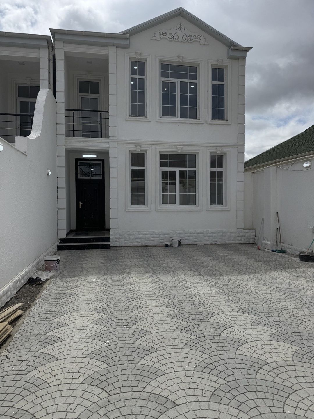 Satılır 4 otaqlı həyət evi/bağ evi 130 m² — Ev, villa, Bakı (2)
