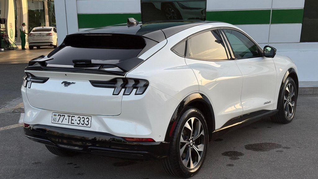 Ford Mustang Mach-E, 88 kWh, 2022 il, 44 000 km — Avtomobillər, Bakı (5)