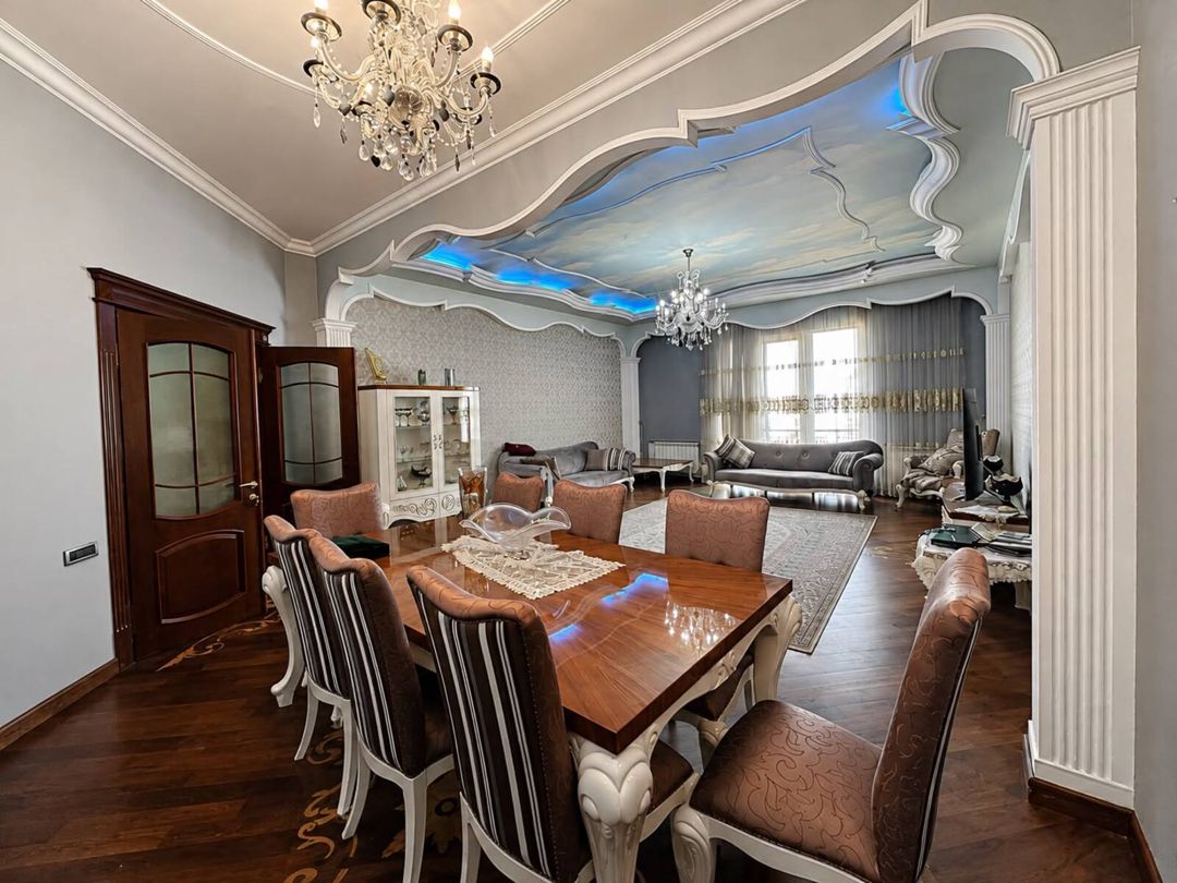 Satılır 5 otaqlı yeni tikili 250 m² — Mənzil, Bakı (2)