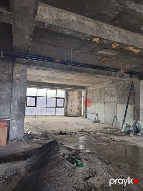 İcarəyə verilir obyekt 531 m²