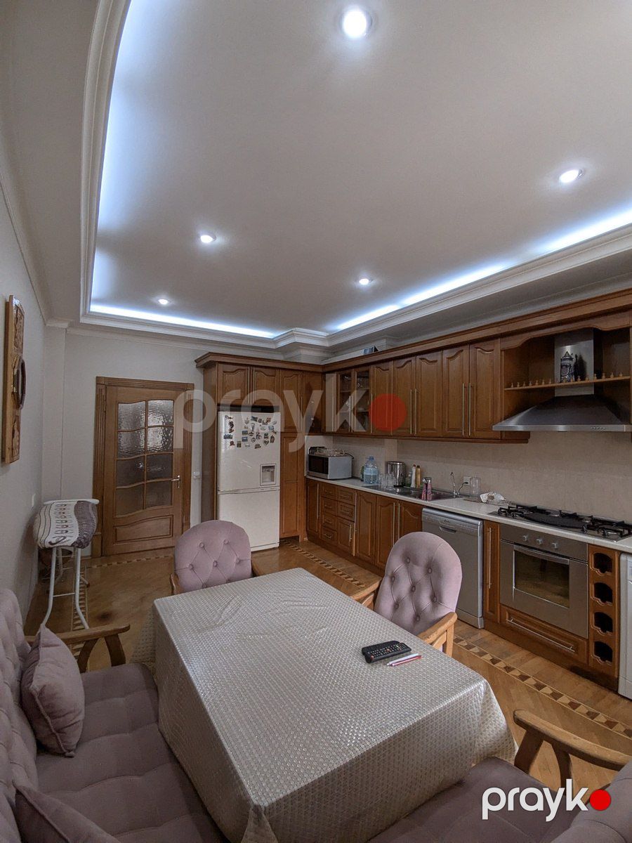 İcarəyə verilir 4 otaqlı yeni tikili 200 m² — Mənzil, Bakı (10)