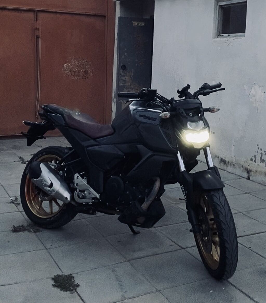 Yamaha - Fzsv4, 150 sm3, 2022 il, 65000 km — Motosikletlər, Sumqayıt (3)